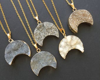 Druzy moon necklace / Druzy Necklace / moon necklace / crescent moon / gold moon / druzy agate / gold plated / luna / boho / bridesmaid gift