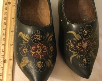 Little Wooden, hand-painted shoes, for a child or for decoration, Vintage