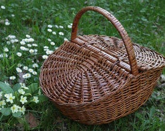 Wicker basket, handmade, woven picnic basket, basket with handle, camping basket, decoration, gift.