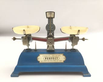 Vintage 100g balance scale Perfect company, Baltimore