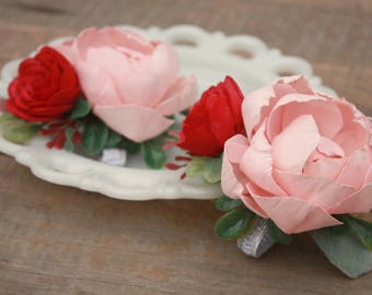 Wrist corsage, CUSTOM sola wood flower, ecoflower wrist corsage, dyed sola flower corsage, wedding flower, prom corsage, mother of the bride
