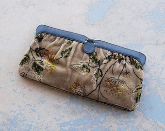 vintage 1980s Tapestry Purse - 80s Floral Chenille Clutch - Boho Carpet Bag Handbag