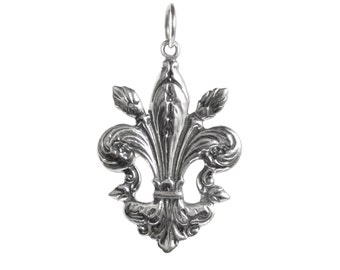 Fleur de Lis Sterling Silver Charm Pendant