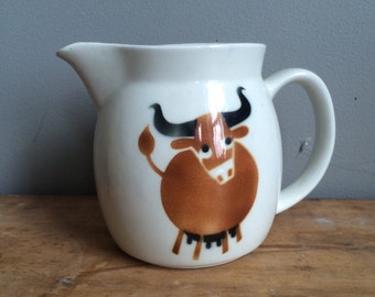 Vintage Arabia Finland Kaj Franck Heluna Cow Pitcher Crown Wartsila Finland, Kestaa Konepesun, Tal Maskindisk