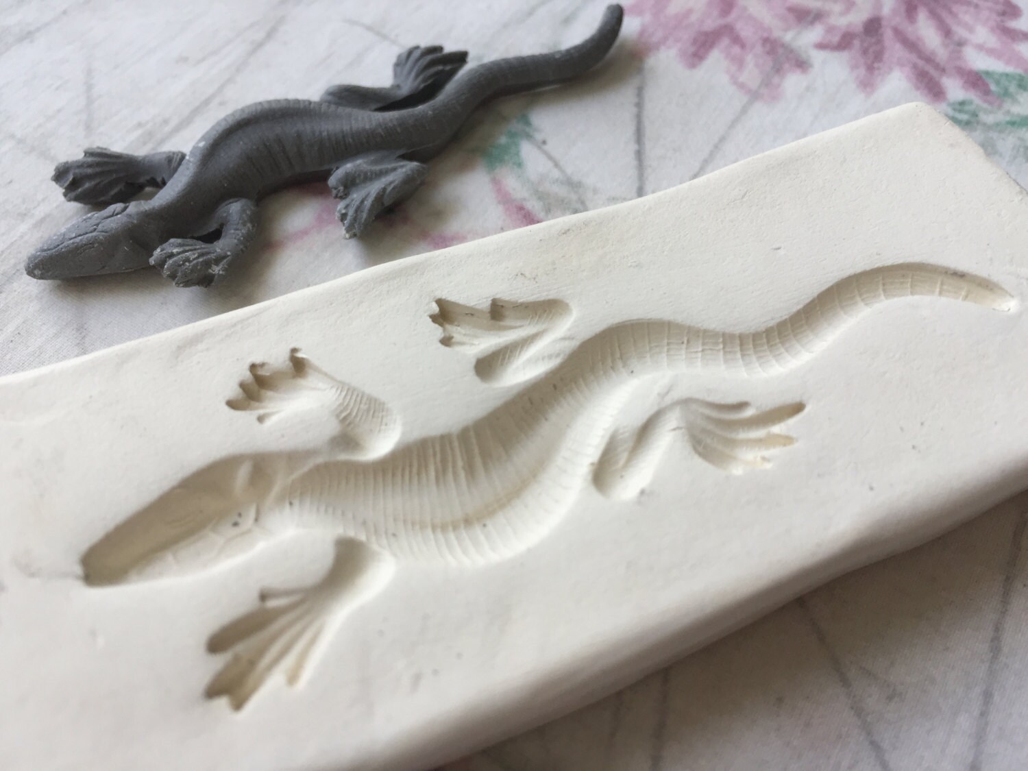 Clay Stamp Lizard Gecko Pottery Press Mold Relief Mold or