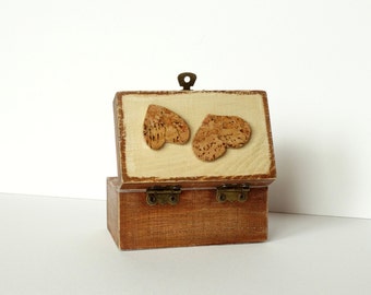 Engagement ring box Wedding ring box Wooden box Hearts cork Rustic wedding box Vintage wedding Romantic wedding USB box Made to Order