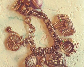 Vintage Leru Charm Braclet