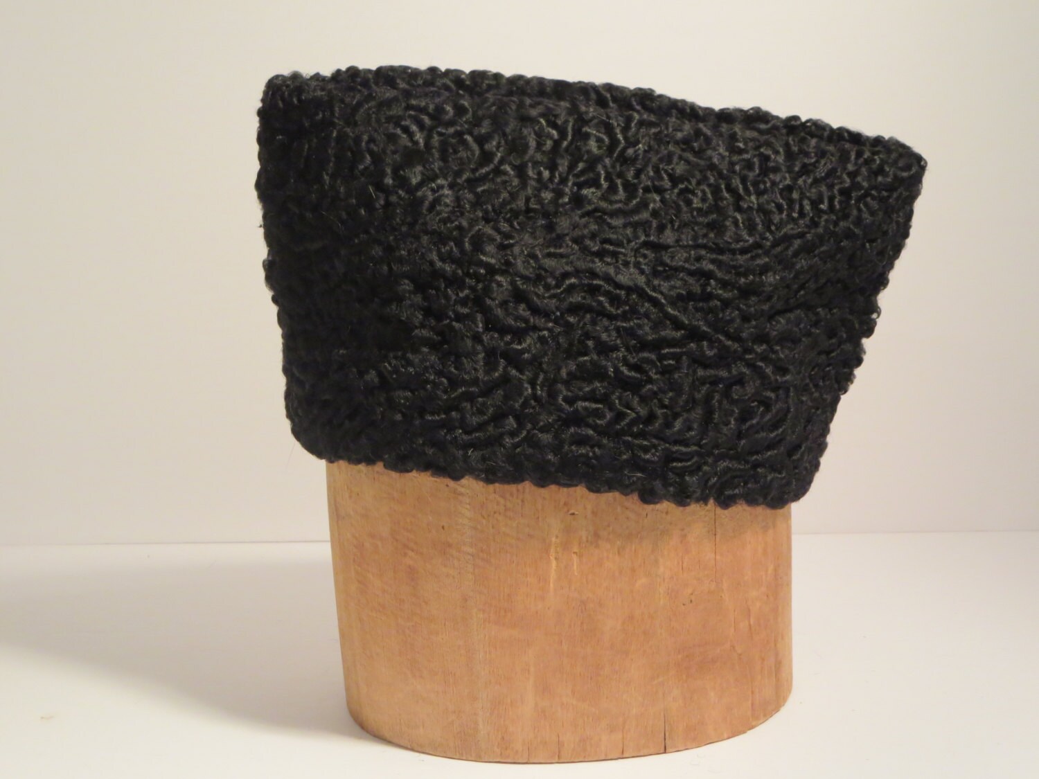 MEN'S FUR HAT Persian lamb hat Black fur cap Vintage