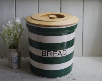 Vintage Green & White Bread Box Bin - T G Green Coverleaf