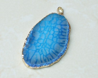 Blue Agate Slice Pendant. Druzy Pendant - Gold Plated Edge and Bail - Geode Slice Pendant. - Focal Bead - 40mm x 64mm - 1187