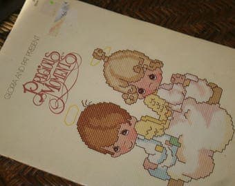 Precious Moments Cross Stitch Booklet by Gloria and Pat / 1980 Sam Butcher / Counted Cross Stitch Patterns