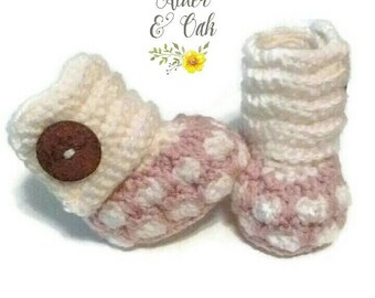 Baby girl boots (baby girl booties) (baby shower gift) (newborn baby gift)(baby winter boots) (baby winter booties) (preppy baby booties)
