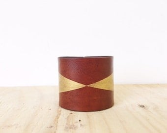 Genuine Leather Narrow Cuff with Aqua Terra Stones 005f