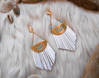 Superbe Boucles d'oreilles "NATIVE AMERICAN BOHO" Cuirs, Laiton, Chaine laiton, Apprêts dorés, Perles tubes