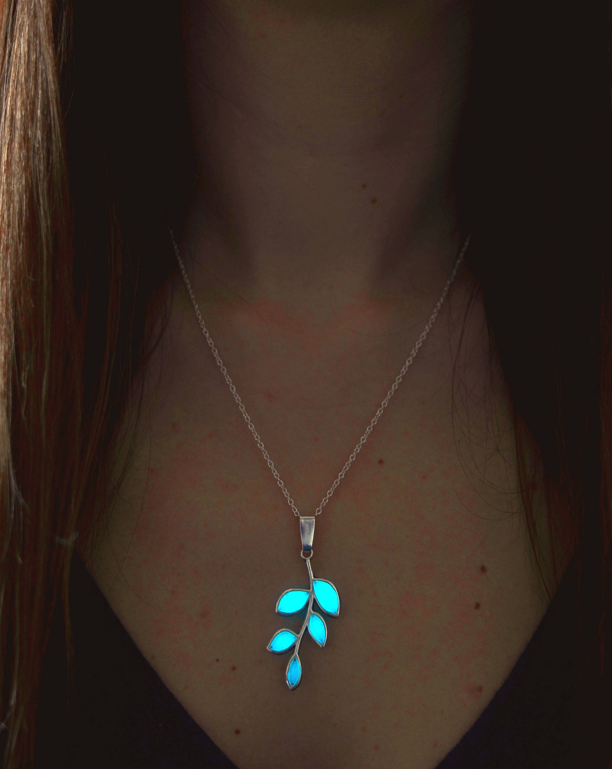 Aqua Glowing Necklace Teen T Glowing Jewelry Glow In 