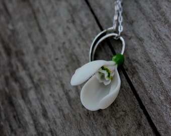 Best Valentine's Day gift for her, Snowdrops silver 925 pendant with the silver chain, spring cold porcelain flower pendant