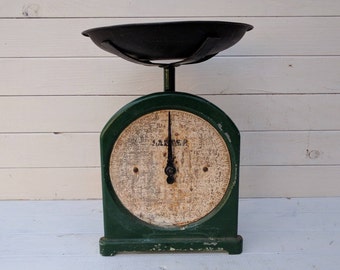 Vintage Kitchen Scales by Salter 20lbs max, French Farmhouse Kitchen Decor Prop Set Dressing