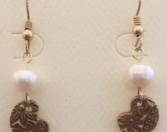 Bronze Leaves with Freshwater Pearl