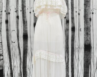 LOLA- Genuine Vintage 1970s Wedding Dress