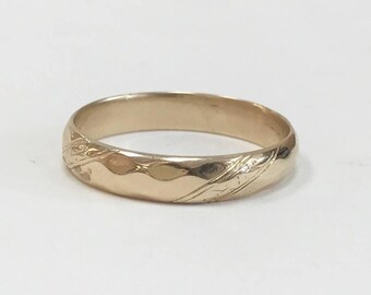 MEN'S Vintage Wedding Band - 14 karat yellow gold