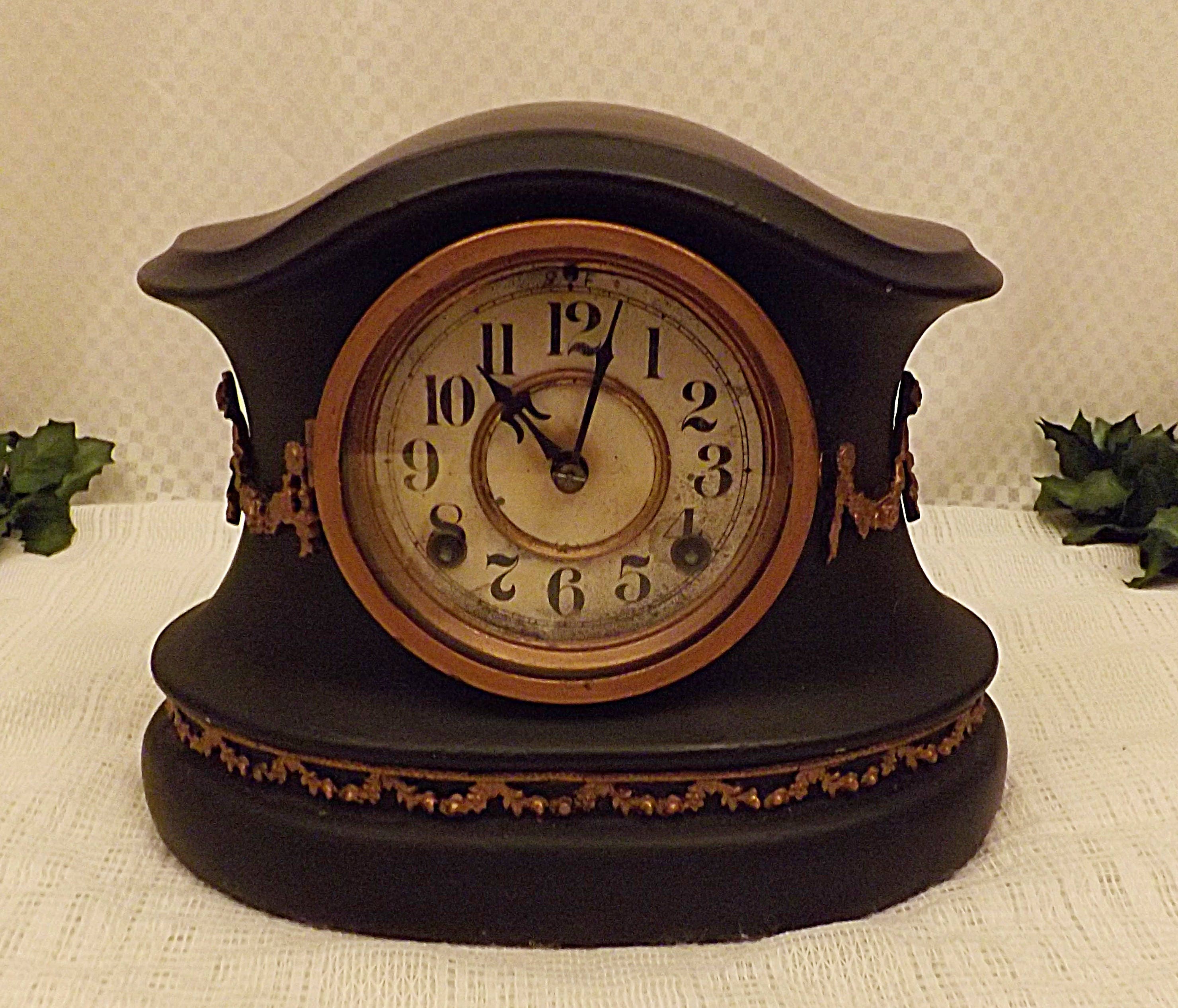 1890 Waterbury Black Enameled Cast Iron Mantle Clock 8 Day 0838