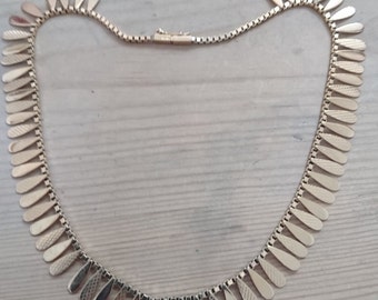 Vintage rolled gold necklace