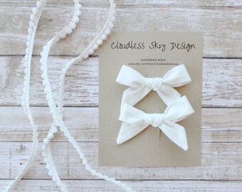 Hair bows, pigtail bows, white hair clips, white bows, toddler hair bows, pigtail set, stocking stuffer, gift for girls, christmas gift