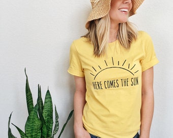 Womens Shirt, Here Comes the Sun Shirt, Here Comes the Sun, Sun Shirt, Womens Graphic Tees, Retro Style, Hippie, Beatles, Magnolia Roots