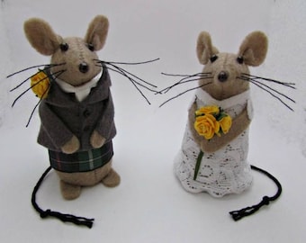 Felt Scottish Wedding Mice - Mouse Wedding Cake Topper - Handmade Bride & Groom Mice - Mouse - FULLY CUSTOMISABLE