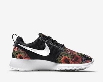 nike roshe run floral paris