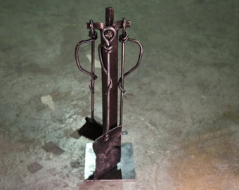 Massive fire irons with up to 17 kg