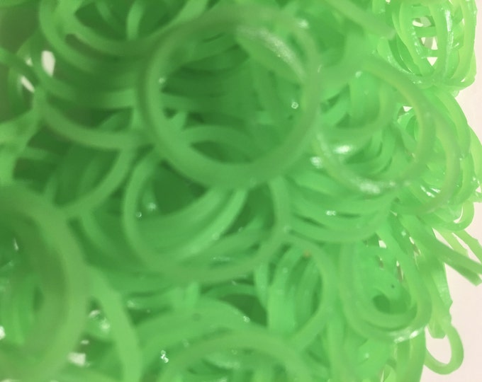 300 Neon Green Loom Bands non-latex rubber bands