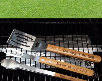 Personalised Barbeque Tool Set - Perfect for Father's Day / Birthday - Engraved BBQ & Grill Utensils - King of the Grill / Master of the BBQ