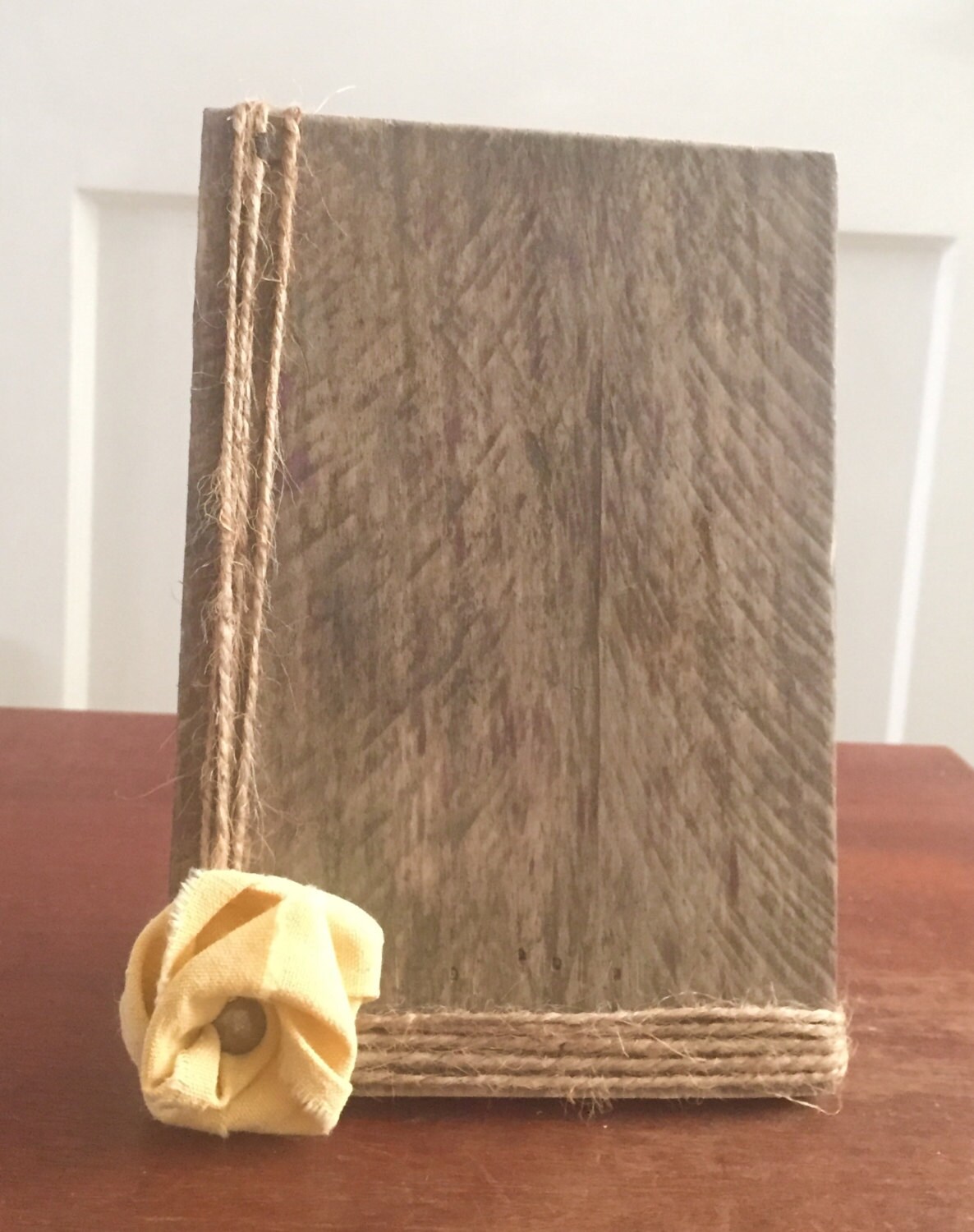 Repurposed Wood Picture Holder / Wood With Twine by FarmHouseCH