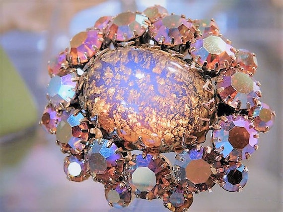 Brooch Cats Eye Dragons Breath Rhinestone Brooch AB Aurora Borealis Mid Century Hollywood Glam Art Glass Pink Rhinestone Designer Brooch