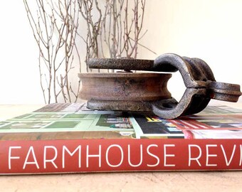 Large pulley, farmhouse decor, cast-iron pulley, decorative pulley, barn pulley, block and tackle, wood pulley, industrial pulley, barn deco