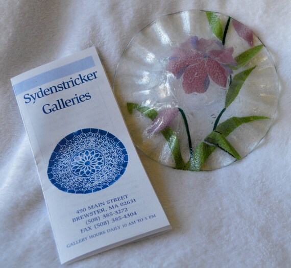 Beautiful Signed Collectable Sydenstricker Galleries Glass Art