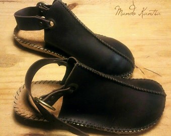 Clog skin on soles of jute semiplana. Espadrille