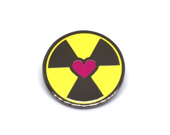 The Holtzpinn! - Ghostbusters Holtzmann-Inspired Lapel Pin