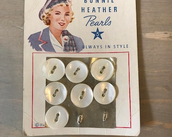 Vintage Bonnie Heather Pearls Buttons Pearl Carved