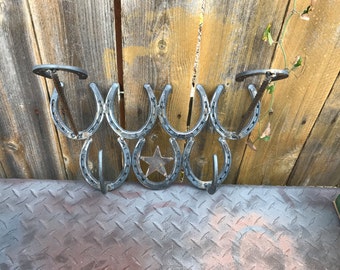 Horseshoe Hat Rack 