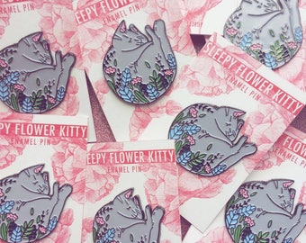 Sleepy FlowerCat - Enamel Pin