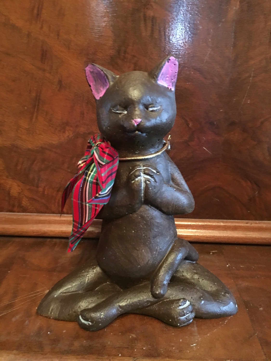 Hand Painted Concrete Buddha Cat Statue Meditating Cat