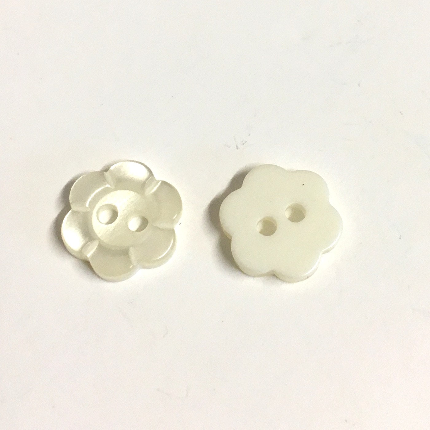 10 ivory flower buttons flower shaped buttons 11mm button