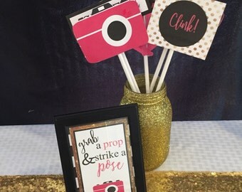 seventies photo booth props perfect for a throw back 70s