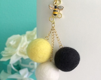 Bumble bee honeycomb pom pom planner charm clip