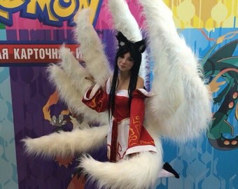 Ahri cosplay tails from League of Legends