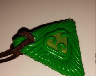 Polymer pendant in green