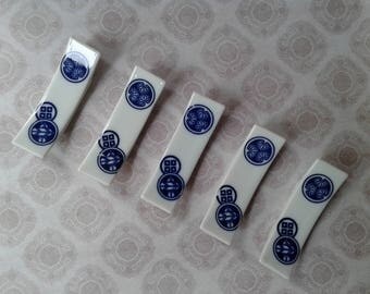 Eating with chopsticks, chopstick holder, Japan