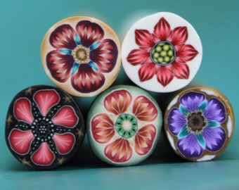 SALE Set of 5 Polymer Clay Mini Flower Canes (44dd)